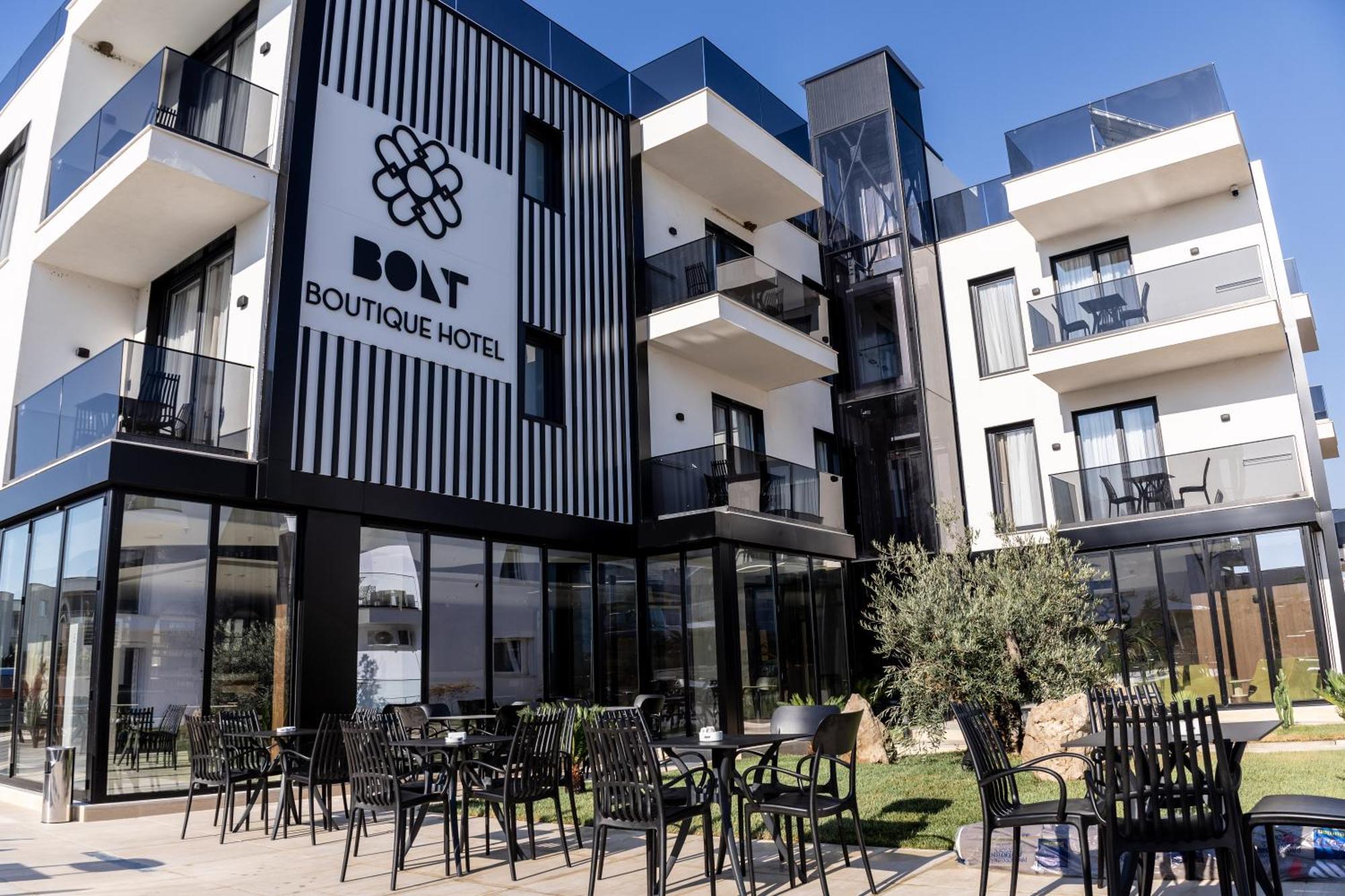 Bolt Boutique Hotel Lezhë Exterior foto
